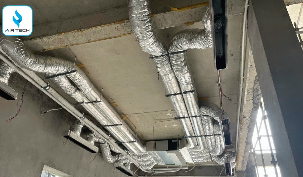 Đảm bảo hệ thống điều hòa âm trần nối ống gió hoạt động tốt trước khi vào trần